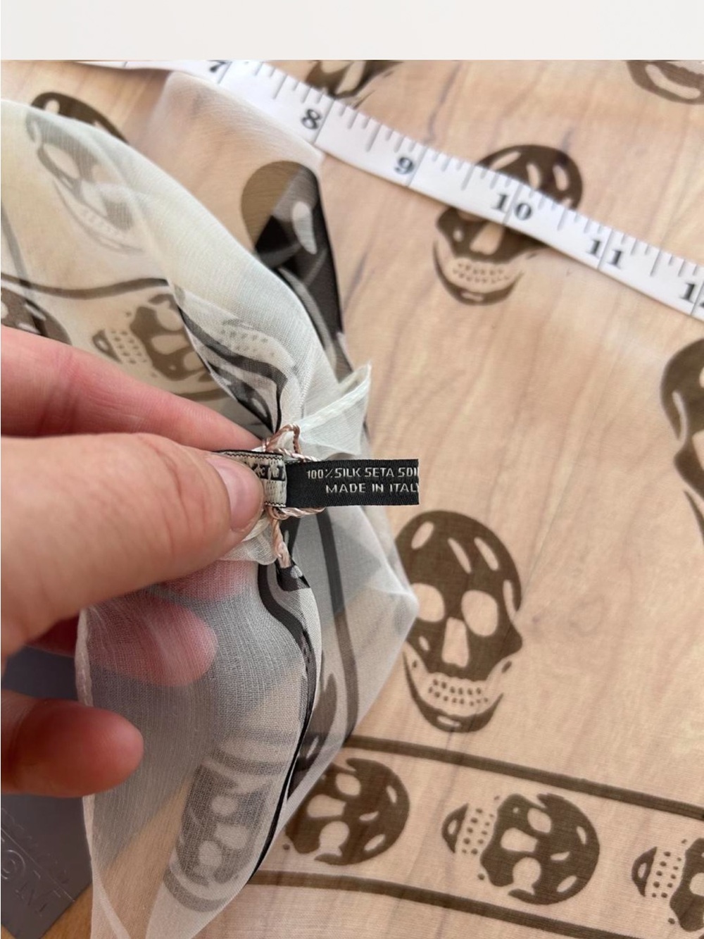 NWT Alexander McQueen Silk Skull Square Scarf Sheer White Black Italy Authentic - Picture 6 of 8